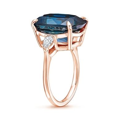 جواهرات حلقه نامزدی Soiree London Blue Topaz و Cocktail Diamond دارای گواهینامه