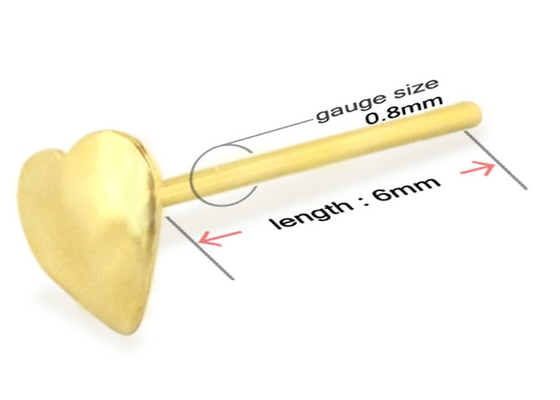 سوراخ دار 18 عیار طلای زرد الماس گل میخ بینی شکل قلب 3 میلی متر OEM ODM