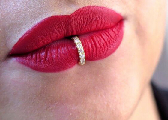 حلقه سوراخ کننده تراگوس 0.1 عیار الماس، حلقه بینی طلای سفید قطر داخلی 8-15 میلی متر