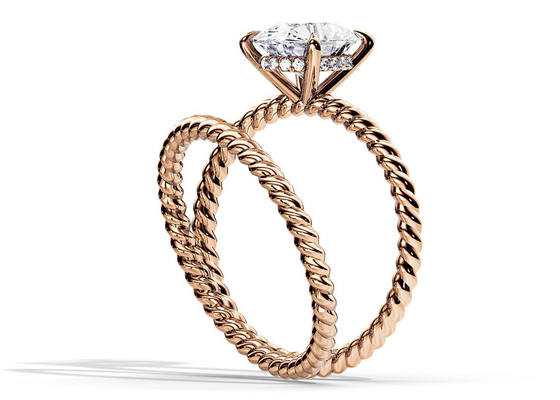 حلقه طلایی 9 عیار برش بیضی شکل 1.5 عیار 6×8 میلی متر با نوع تنظیم شاخک Moissanite